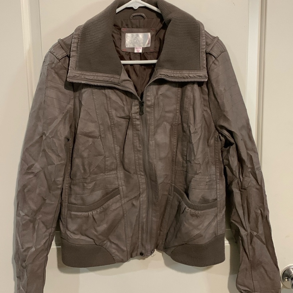 Xhiliration Jacket XXL in brown pleather looking material.